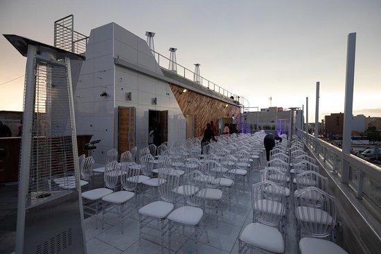 Dream American Sports Bar Lounge